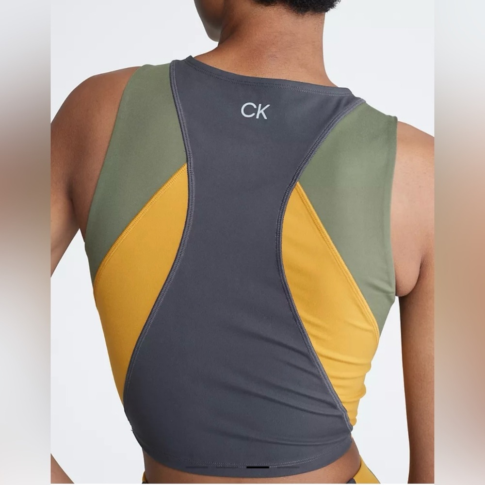 Calvin‎ Klein Performance Embrace Colorblock Cropped Tank Top - Picture 11 of 11